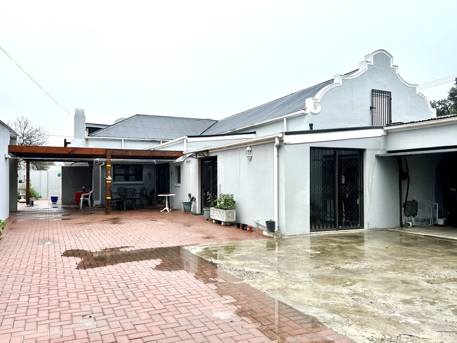 3 Bedroom Property for Sale in Porterville Western Cape
